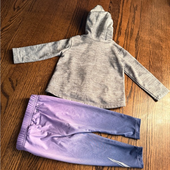Nike Gray Hoodie and Purple Leggings Set - Picture 4 of 4